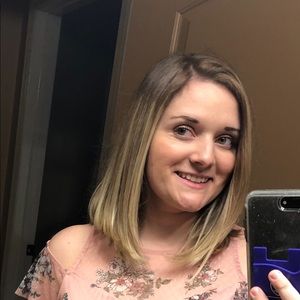 Meet your Posher, Christine